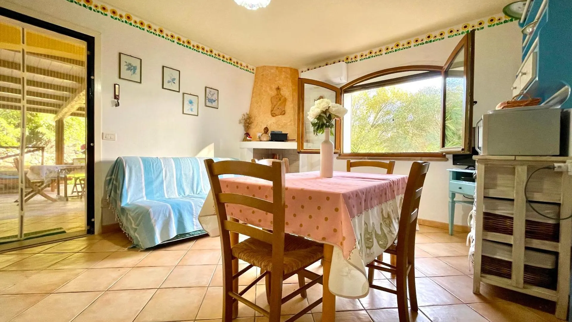 Villa Teresa Apartments Bari Sardo Italy