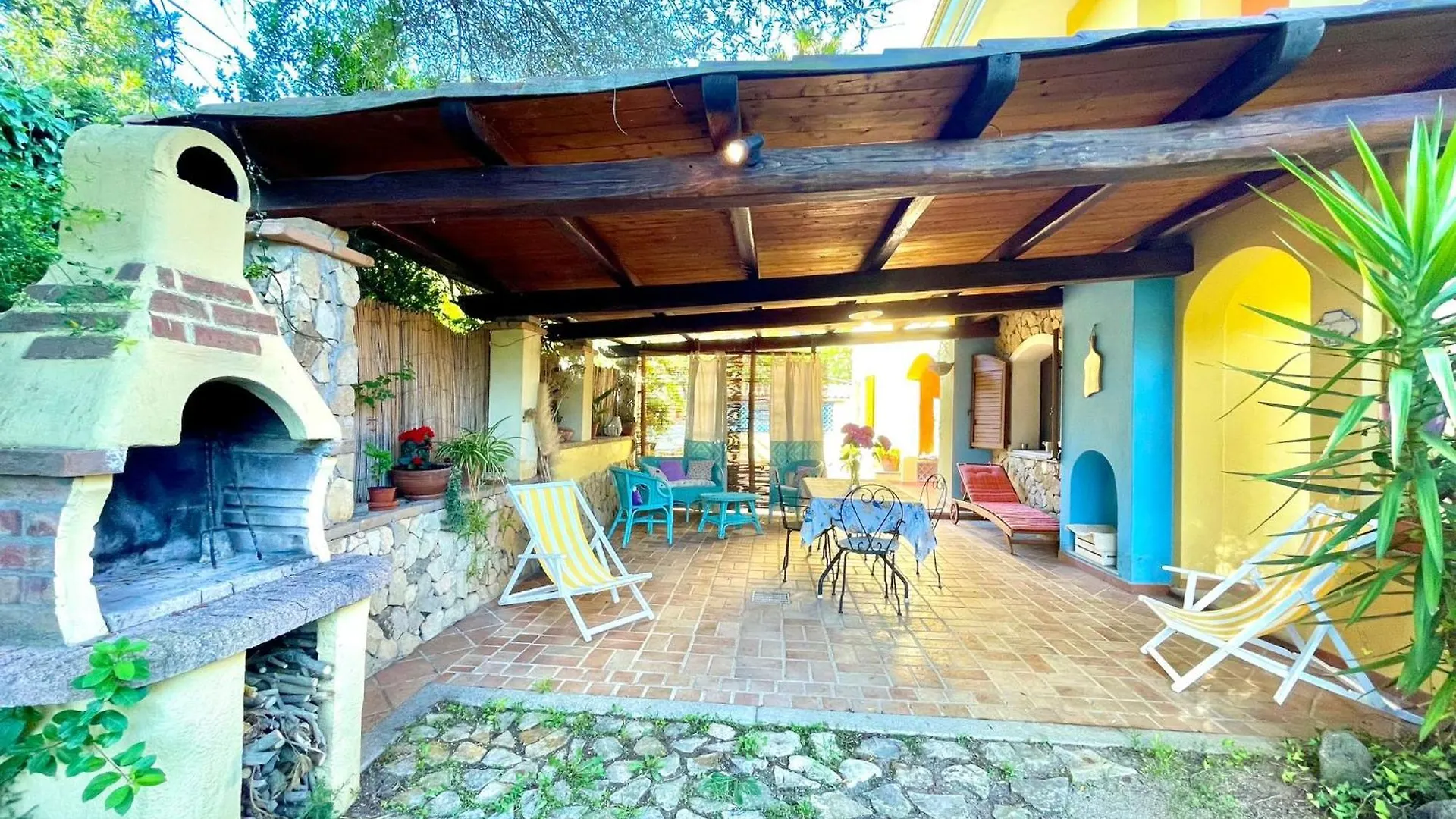 Villa Teresa Apartments Bari Sardo Italy